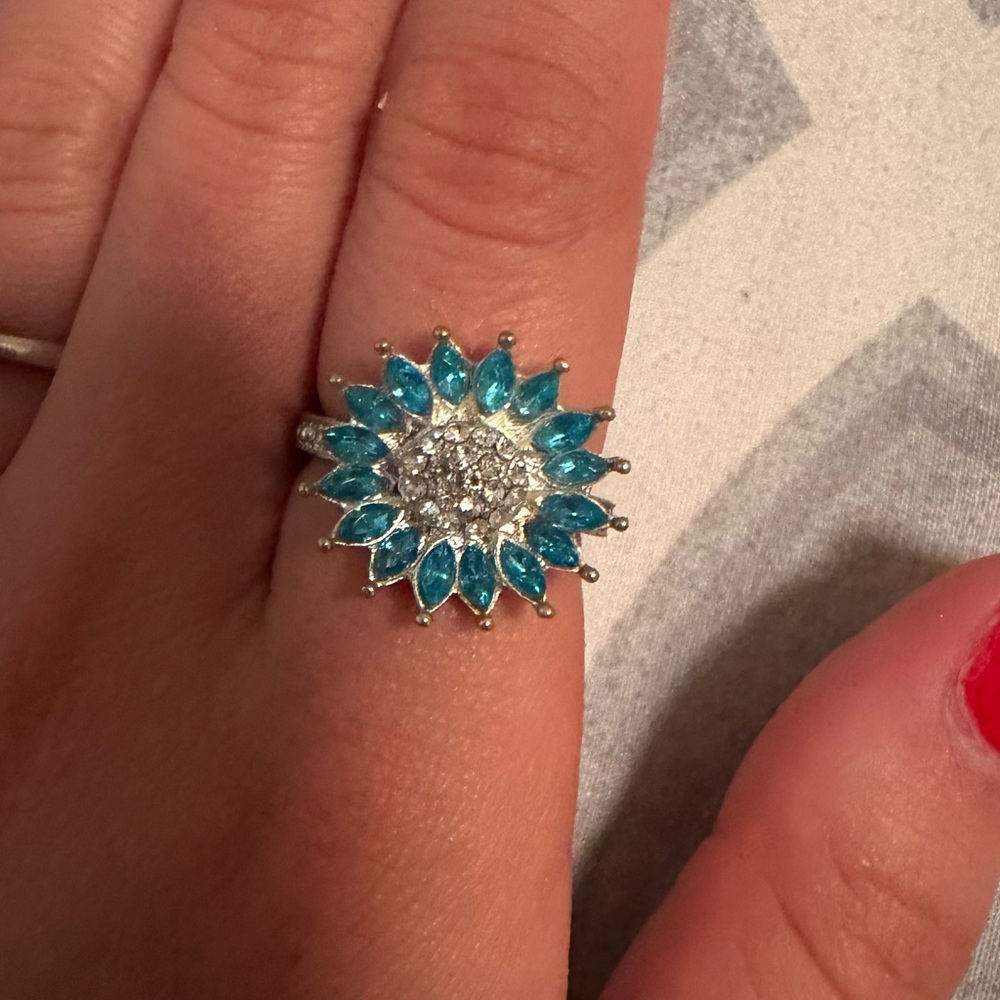 Sunflower Ring - Picture 2 of 2